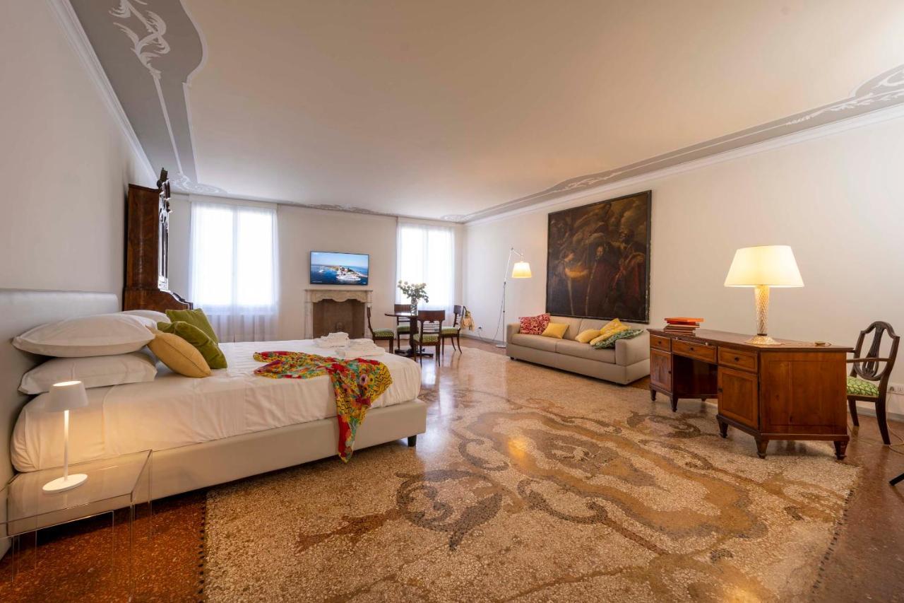 Mocenigo Grand Canal Luxury Suites Venedig Exterior foto